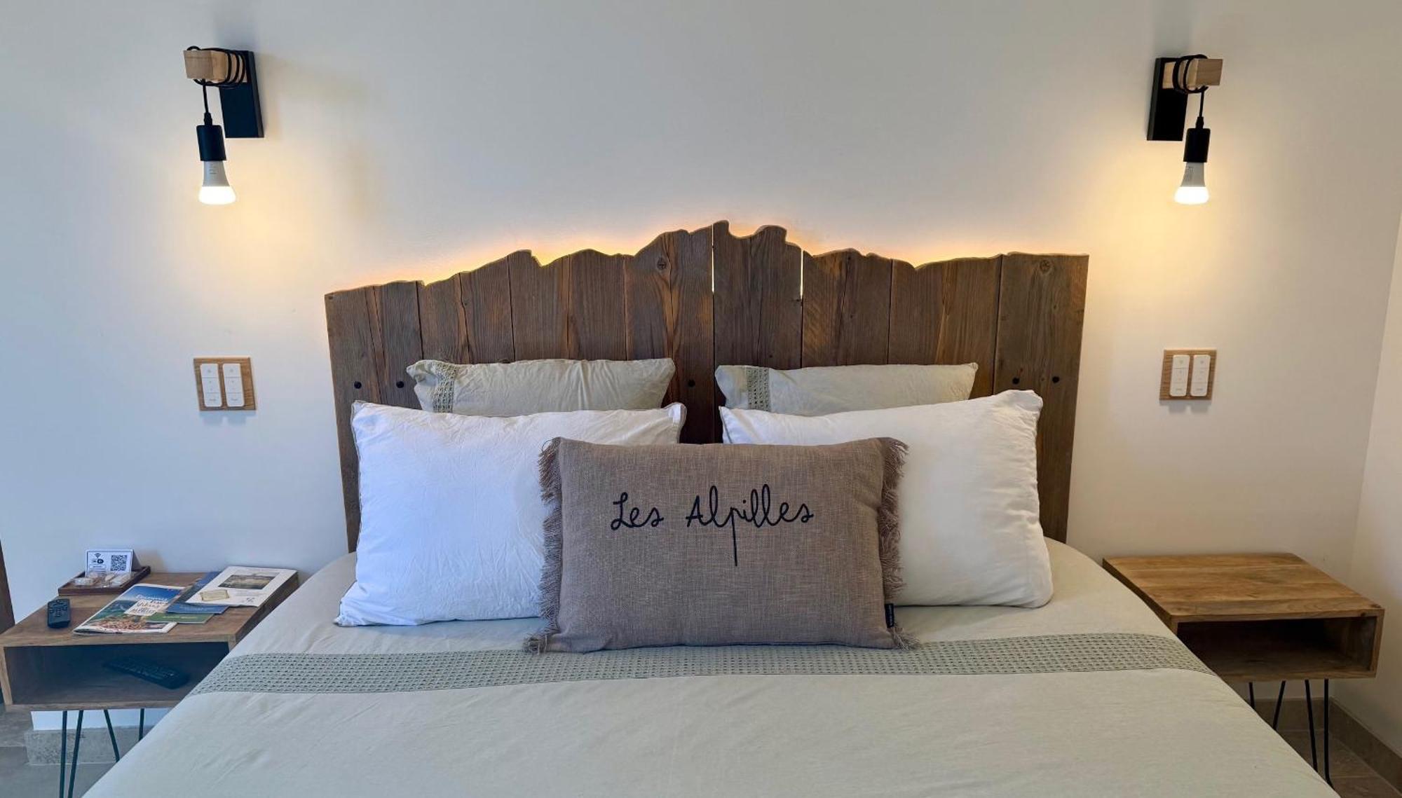 Bed and Breakfast Mas Campau Fontvieille Exterior foto